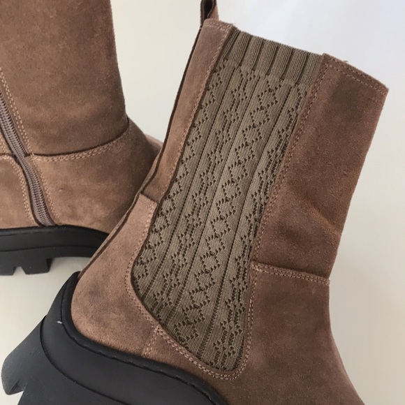 Anthropologie Farylrobin Chelsea Boots - Picture 10 of 16